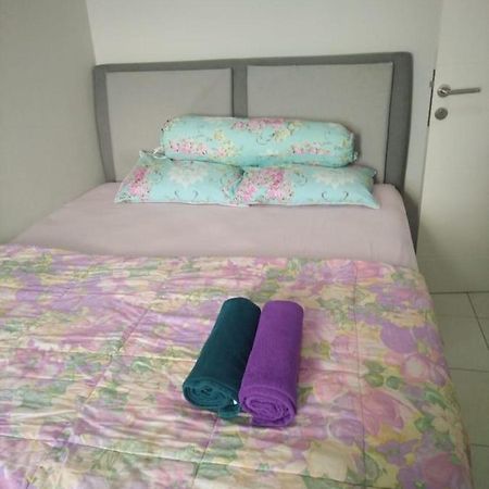 Springlake Apartemen 2Br-Sumarecon-Bekasi, By Bu Johan Extérieur photo