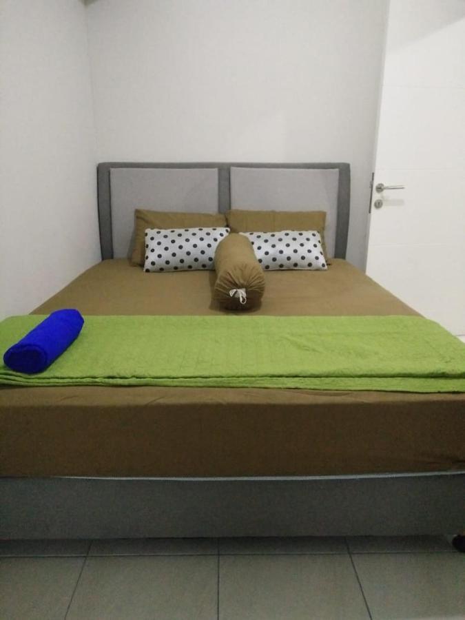 Springlake Apartemen 2Br-Sumarecon-Bekasi, By Bu Johan Extérieur photo