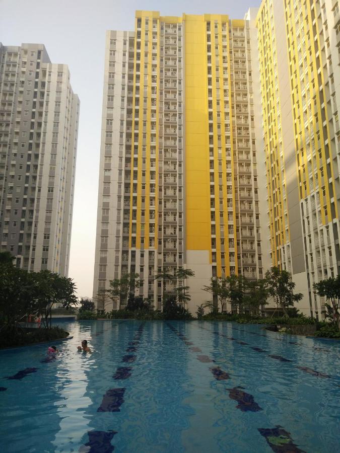 Springlake Apartemen 2Br-Sumarecon-Bekasi, By Bu Johan Extérieur photo