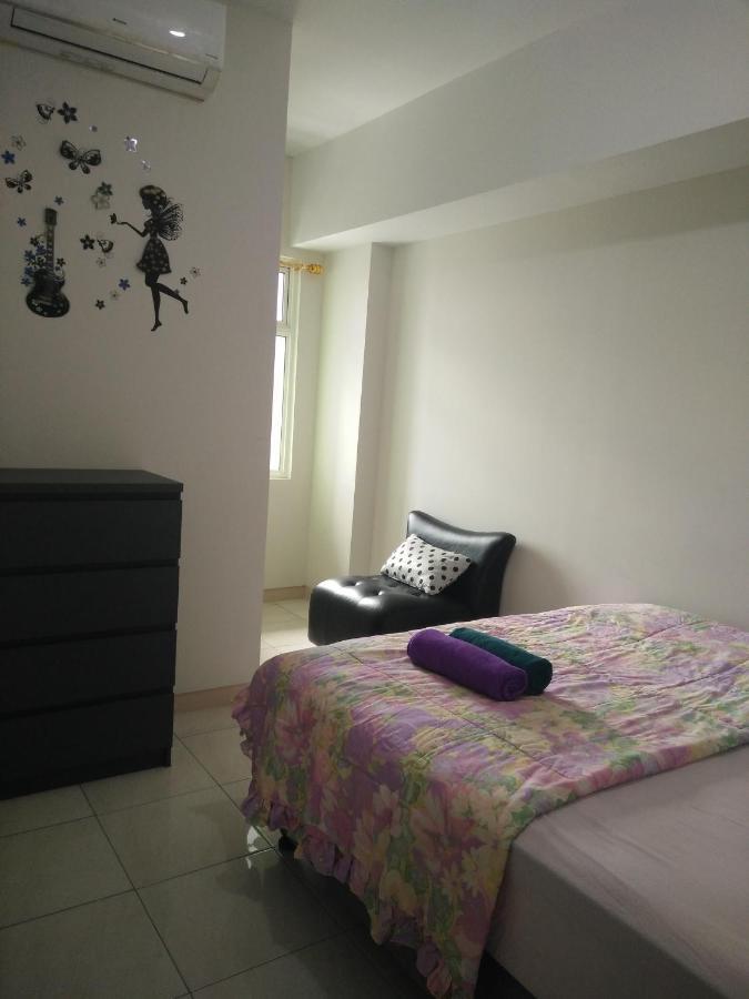 Springlake Apartemen 2Br-Sumarecon-Bekasi, By Bu Johan Extérieur photo