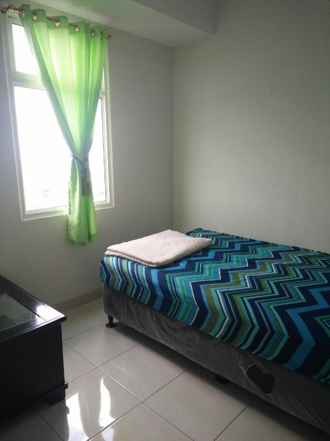 Springlake Apartemen 2Br-Sumarecon-Bekasi, By Bu Johan Extérieur photo